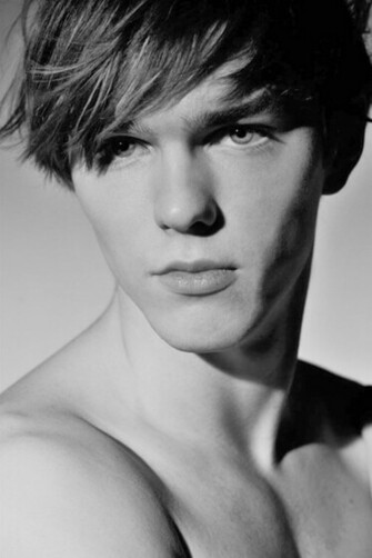 Awesome Nicholas Hoult Wallpaper