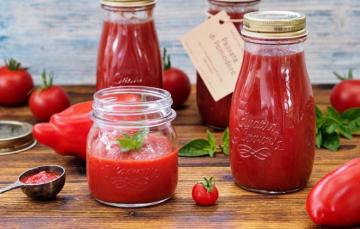 Wallpaper Red Pepper Tomatoes Sauce Image For Desktop Section