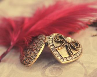 Beautiful Pendant Wallpaper