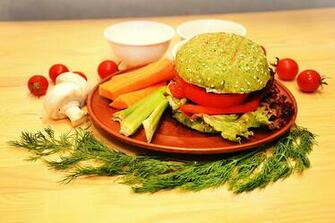 Wallpaper Vegan Tomatoes Hamburger Dill Mushrooms Food Plate