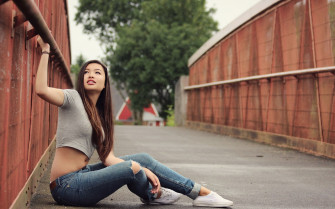 Sweet Girl Image Wallpaper