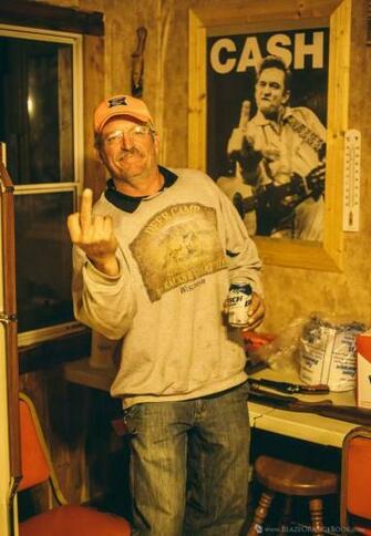 Pin Johnny Cash Middle Finger Wallpaper