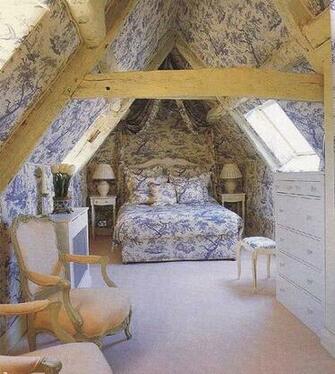 La Chasse Wallpaper Blue And Beige Hunting Scene