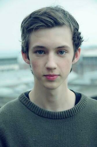 Troye Sivan Wallpaper Image