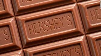 Hershey Has A Plan To Keep Impulse Shopping Alive Cnn