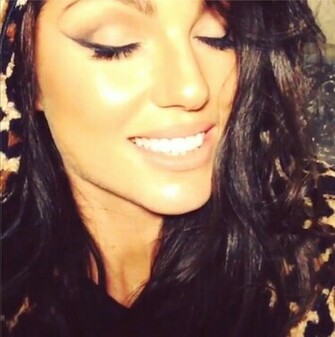 Louise Cliffe Gif Wallpaper