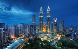 Wallpaper Singapore Night Petronas Twin Towers
