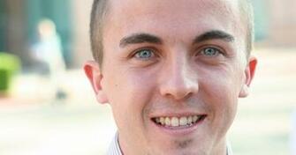 Frankie Muniz Wallpaper Of Actor Actress Models