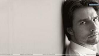 Tom Cruise Face Side Pose Wallpaper