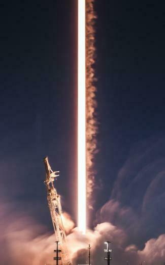 Spacex Lockscreens Awesome HD Wallpaper