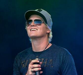 Ken Lunde Bilder News Infos Aus Dem Web