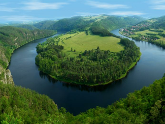Beautiful River Wallpaper Pictures