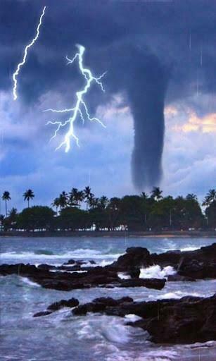 Bigger Tornado Storm Live Wallpaper For Android Screenshot
