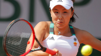 Shuai Peng To Smash Ball Wallpaper