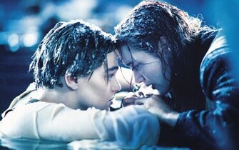 Titanic Romance HD Wallpaper Movies