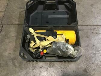 Scott Air Pak Oak Ii S C B A Heavy Construction Equipment Other