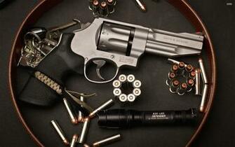 Magnum Gun Wallpaper