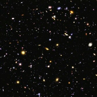 Deep Red Space Hubble Wallpaper Car Pictures