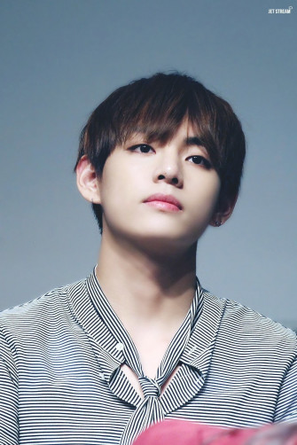 Tae Hyung Desktop Wallpaper On