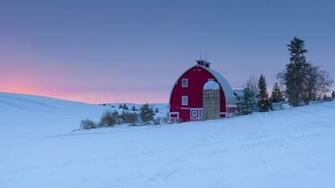 Et Silo Sur Un Hiver De Coucher Soleil Wallpaper