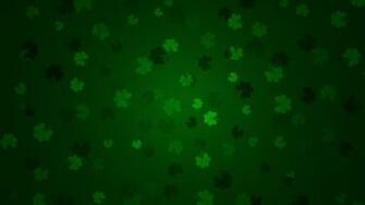 Clovers Wallpaper