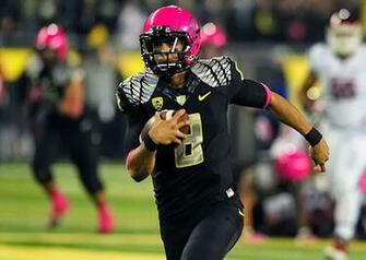 Go Back Pics For Marcus Mariota Wallpaper