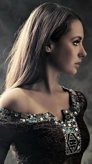 Classy Girl iPhone Wallpaper Gallery
