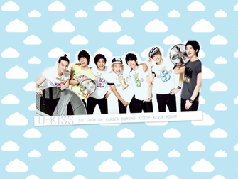 Kiss Wallpaper By Rum And Ginger