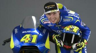 Aleix Espargaro Team Suzuki Ecstar Motogp Wallpaper