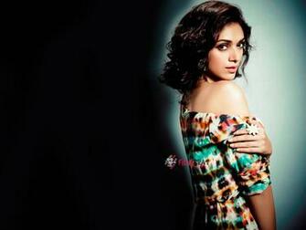 Aditi Rao Hydari Hq Wallpaper
