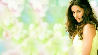 Actress HD Or Find Similar Wallpaper In Indian Pack