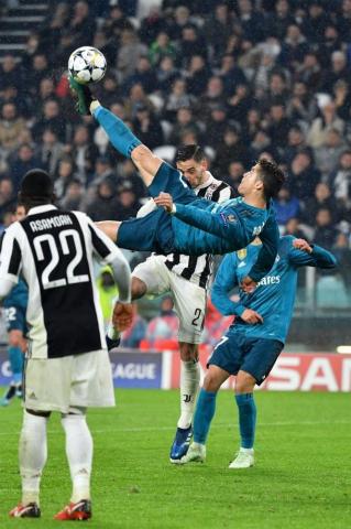 Cristiano Ronaldo Bicycle Kick Real Madrid Vs Juventus