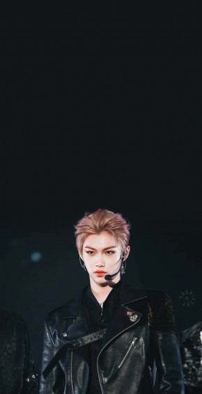 Felix Stray Kids Wallpaper