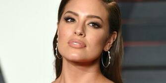 Ashley Graham HD Wallpaper