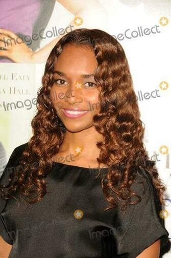 Photos And Pictures Rozonda Chilli Thomas Arriving At