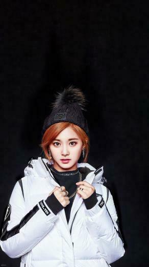 Tzuyu Lockscreen Credits Twice In Kpop Winter