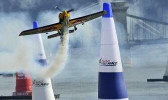 Red Bull Air Race Crash