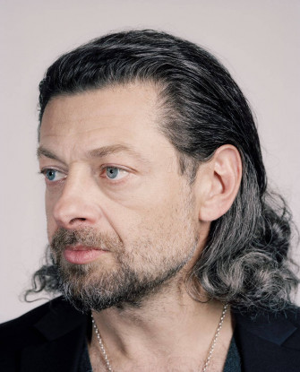 Andy Serkis In Comic Con Wallpaper