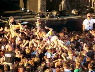 Crowd Surfing Graphics Code Comments Pictures