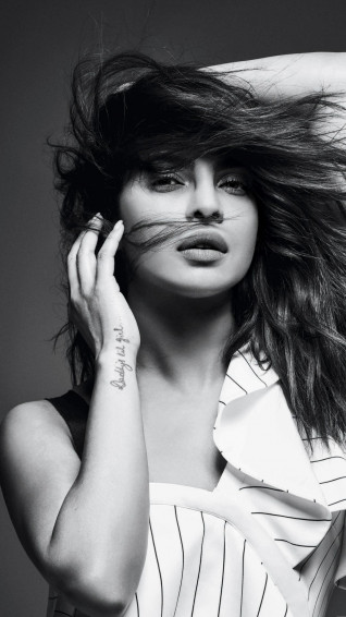 Priyanka Chopra Monochrome Wallpaper
