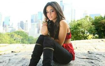 Vanessa Hudgens Wallpaper X