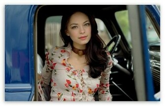 Kristin Kreuk HD Wallpaper For Wide Widescreen Whxga Wqxga Wuxga