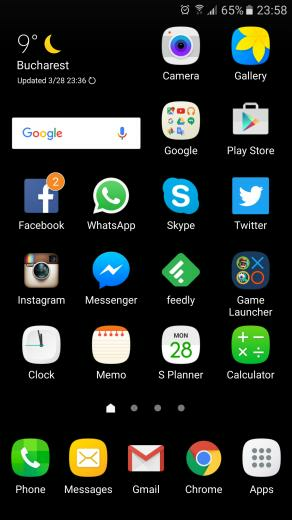 Black Wallpaper On Your Home Screen And Lock