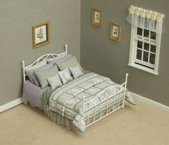 Home Miniatures Quilt Kits Kit Green Wreath