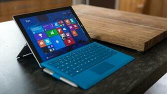 Surface Pro S L Di N Ngay Trong Th Ng M Y T Nh B