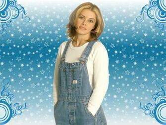 Nicole Eggert Wallpaper