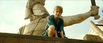 Thomas Brodie Sangster HD Desktop Wallpaper 7wallpaper Net