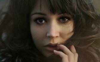 Showing Picture Spanish Women Wallpaper For