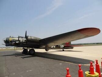Flying Fortress Wallpaper