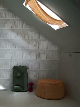 Cozy Feel With Wallpaper White Bookshelf Mineheart